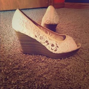 Lacey Wedges